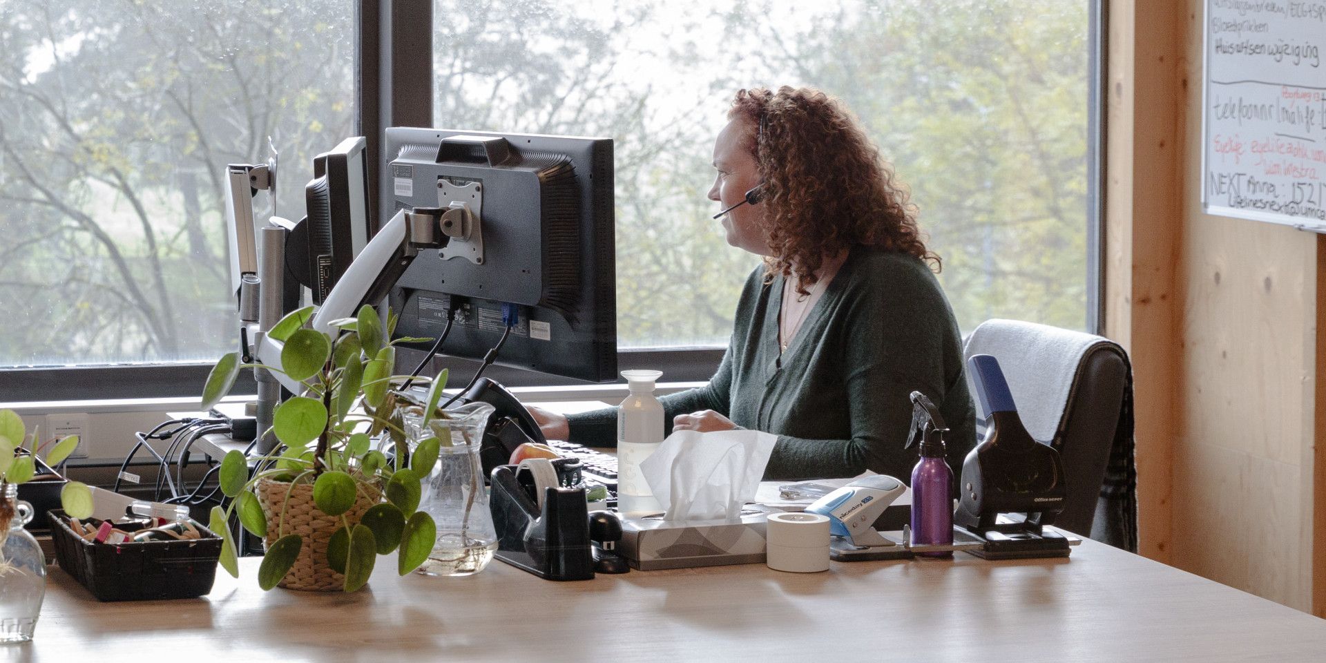 medewerkers lifelines op servicebureau